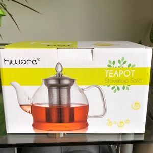 Glass tea kettle with loose leaf tea section